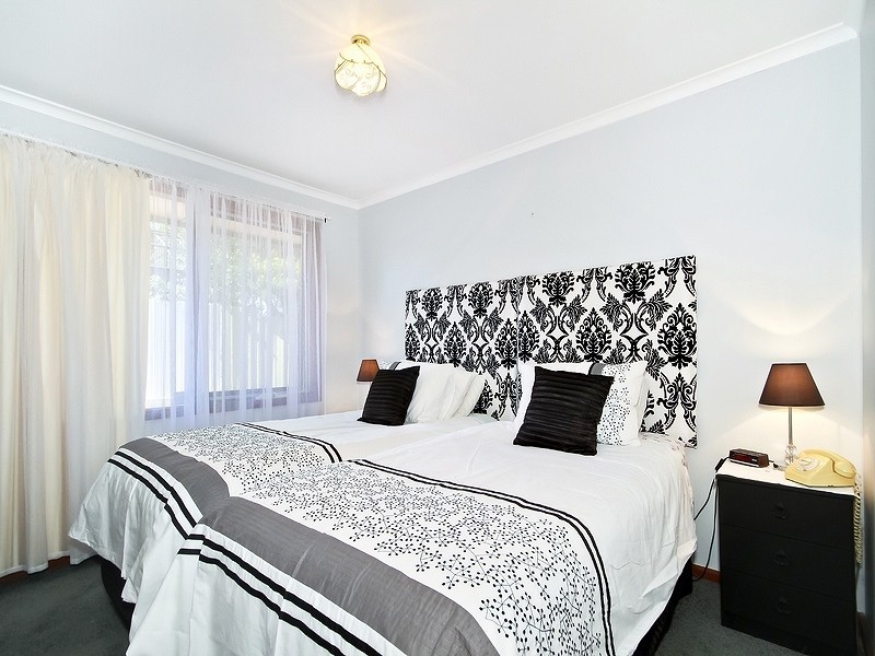 4 Brindisi Road, Hackham West SA 5163