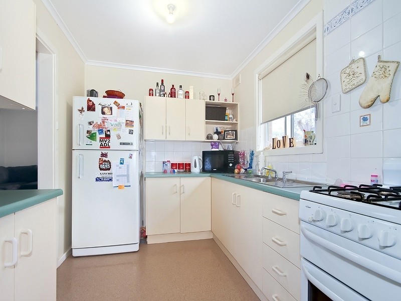 20 Adrian Street, Christie Downs SA 5164