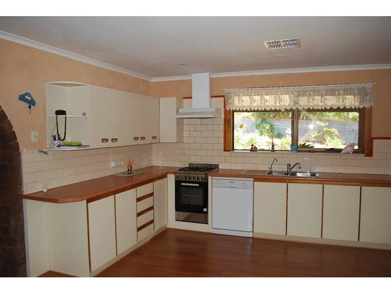 19 Loman Street, Morphett Vale SA 5162