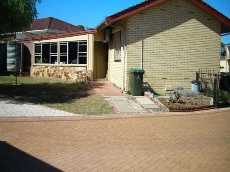 1 Penzance Avenue, Christies Beach SA 5165