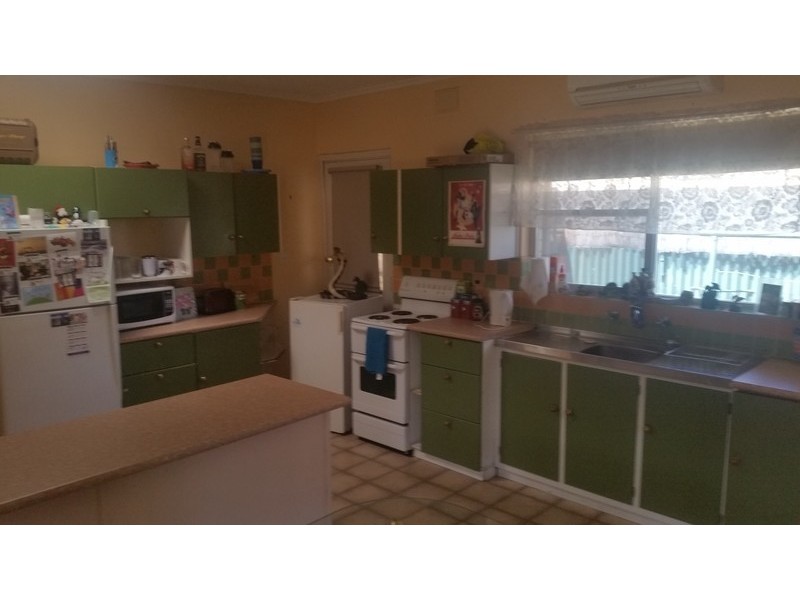 1 Penzance Avenue, Christies Beach SA 5165