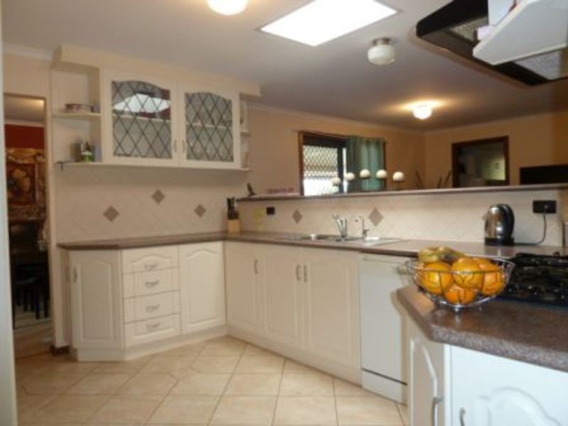 24 Basedows Street, Happy Valley SA 5159