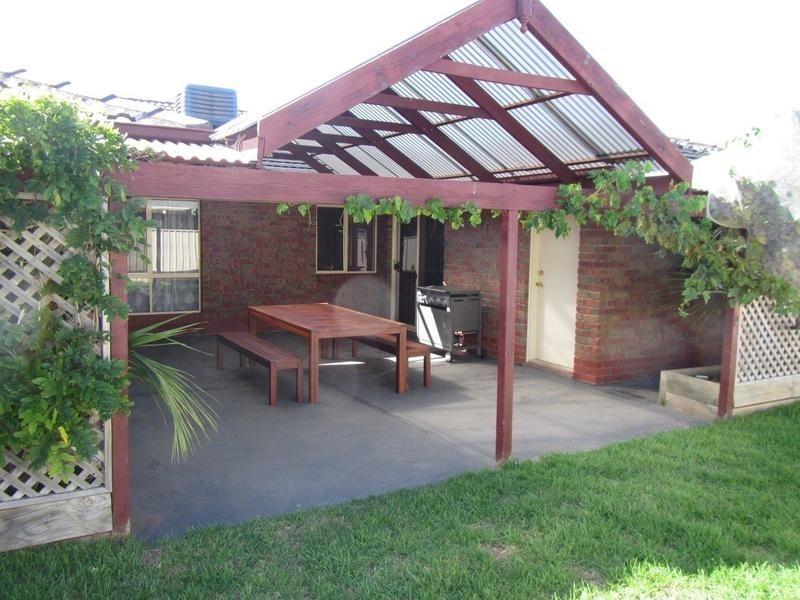 11 Pointon Street, Aldinga Beach SA 5173