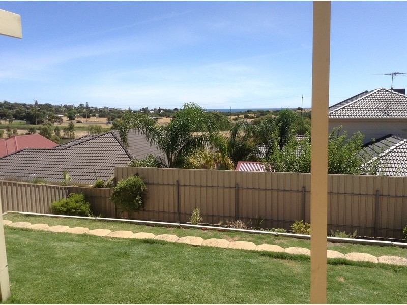 8 Horizon Avenue, Seaford Rise SA 5169