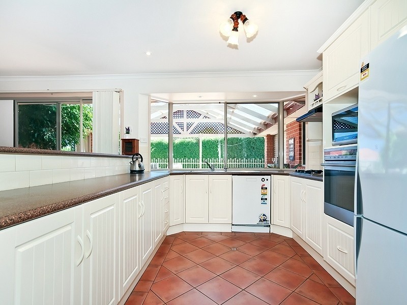 9 Seppelt Court, Woodcroft SA 5162