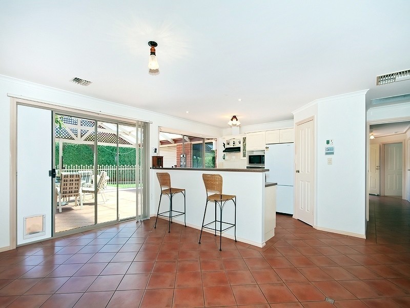 9 Seppelt Court, Woodcroft SA 5162