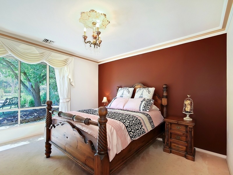 9 Seppelt Court, Woodcroft SA 5162