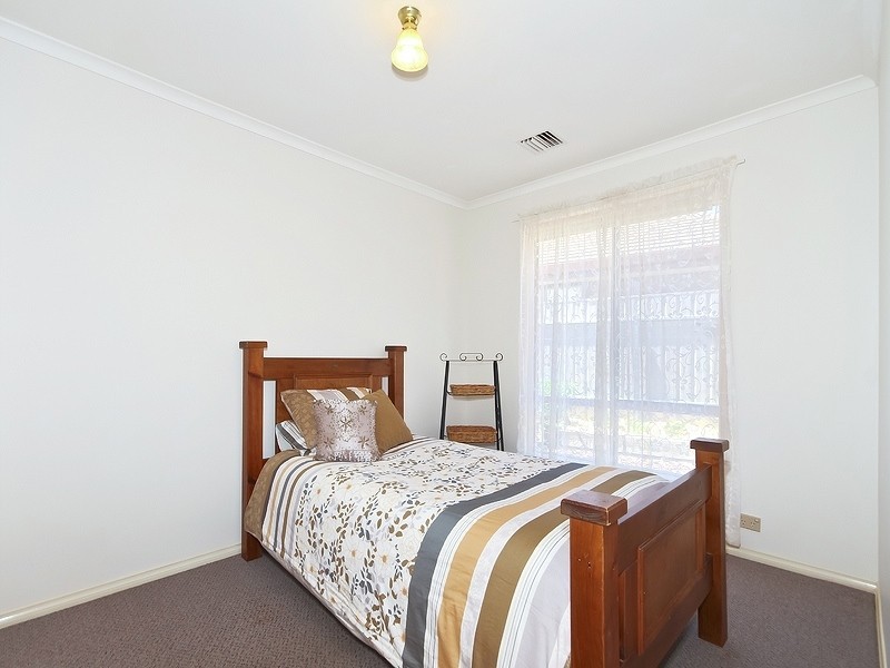 9 Seppelt Court, Woodcroft SA 5162