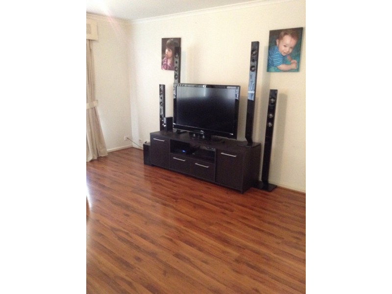 2 McMahon Road, Morphett Vale SA 5162