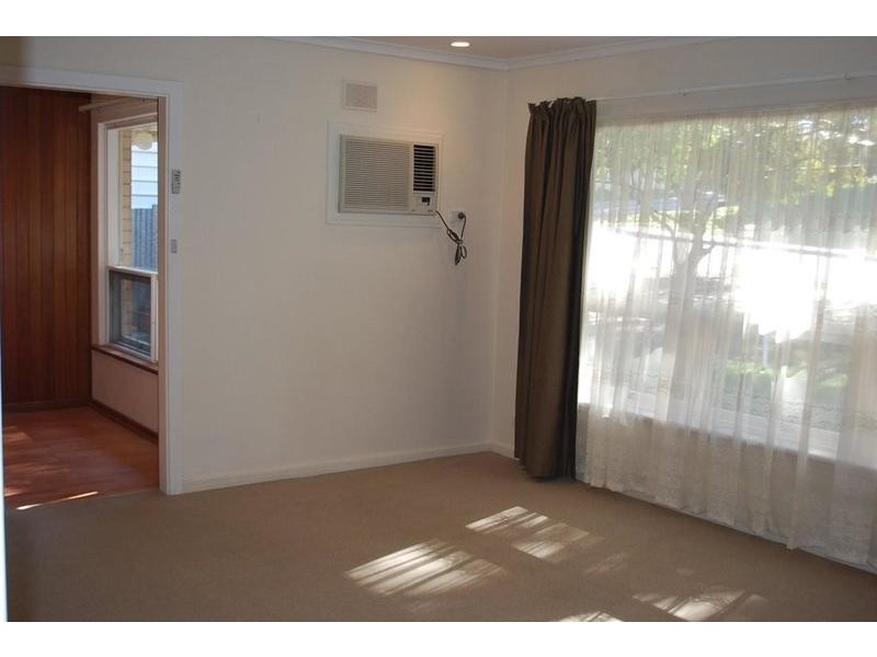 14 Richard Avenue, Hackham SA 5163