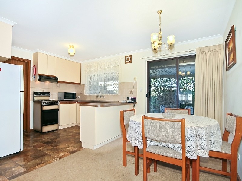 2/1 Wakefield Avenue, Morphett Vale SA 5162