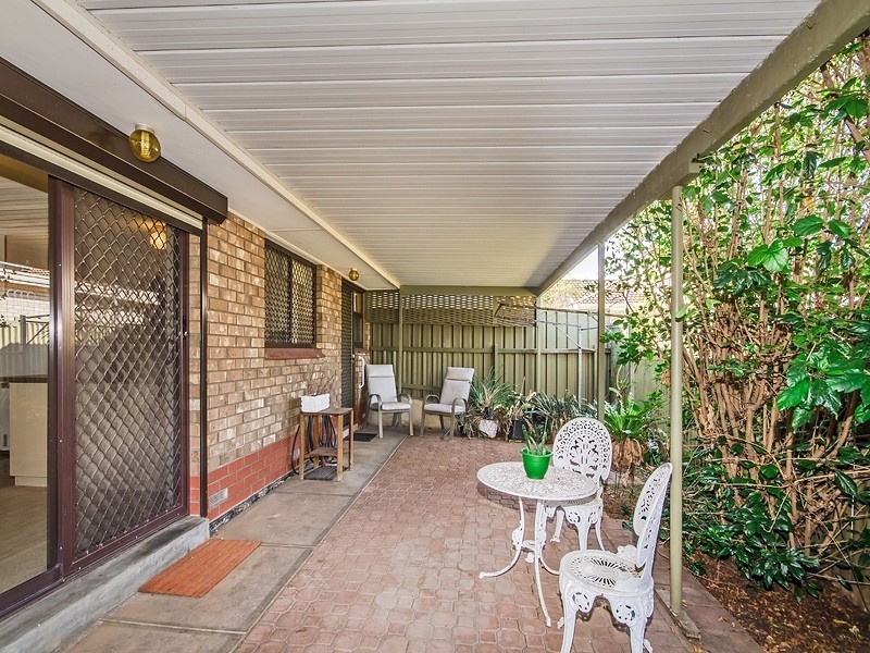2/1 Wakefield Avenue, Morphett Vale SA 5162