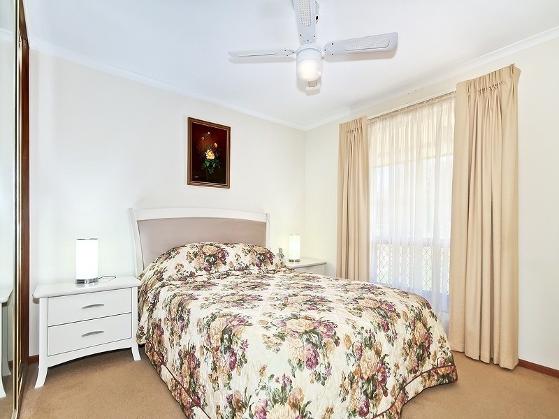 2/1 Wakefield Avenue, Morphett Vale SA 5162