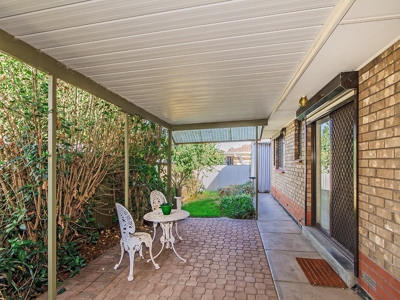 2/1 Wakefield Avenue, Morphett Vale SA 5162