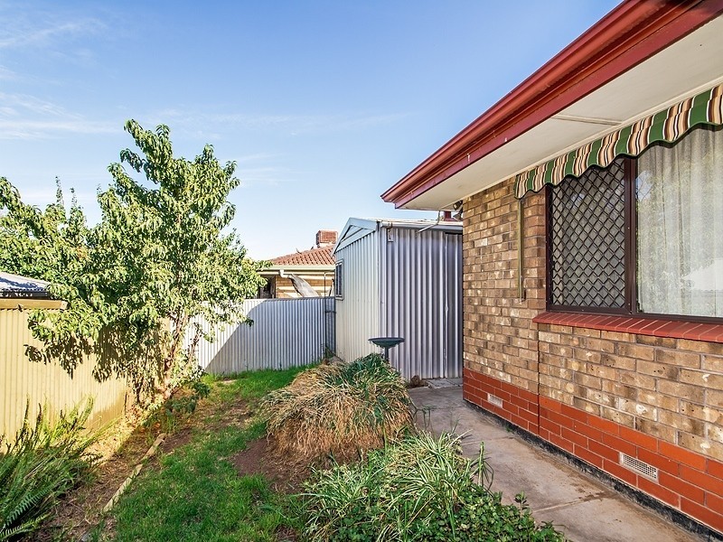 2/1 Wakefield Avenue, Morphett Vale SA 5162