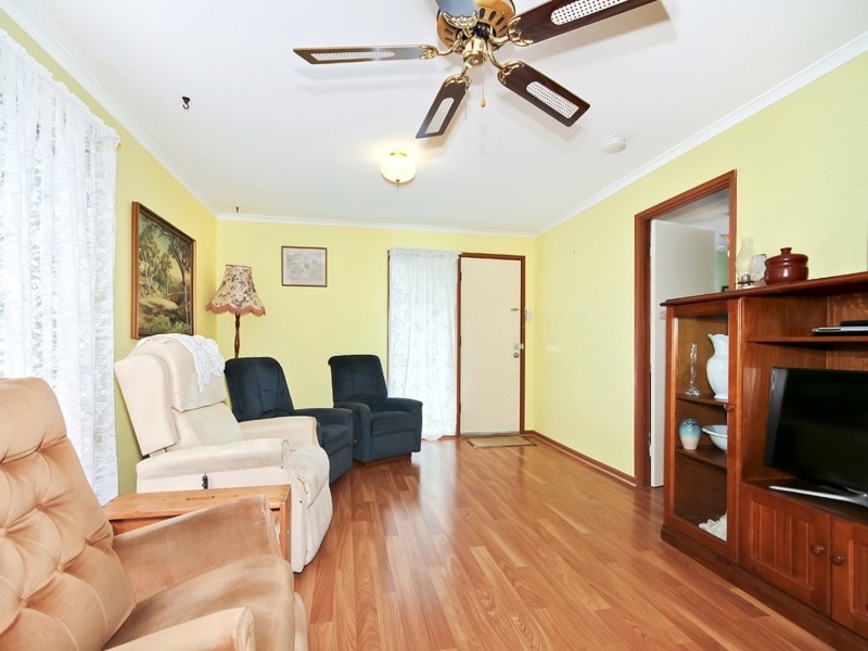 44 Warsaw Crescent, Hackham West SA 5163