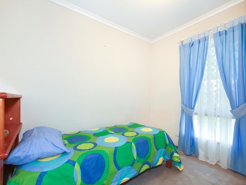 44 Warsaw Crescent, Hackham West SA 5163