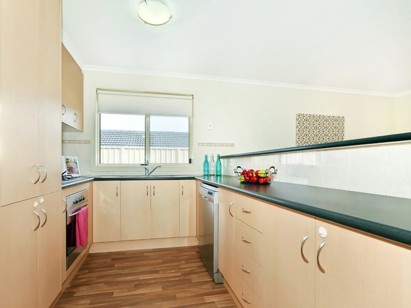11 Fuschia Street, Huntfield Heights SA 5163