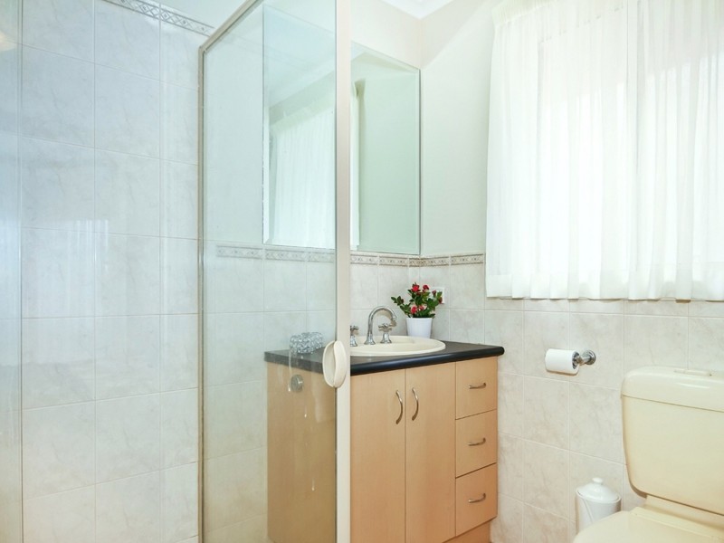 11 Fuschia Street, Huntfield Heights SA 5163