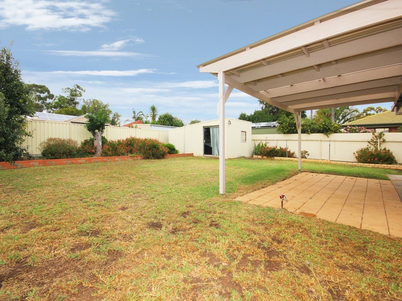 15 McCarthy Avenue, Morphett Vale SA 5162