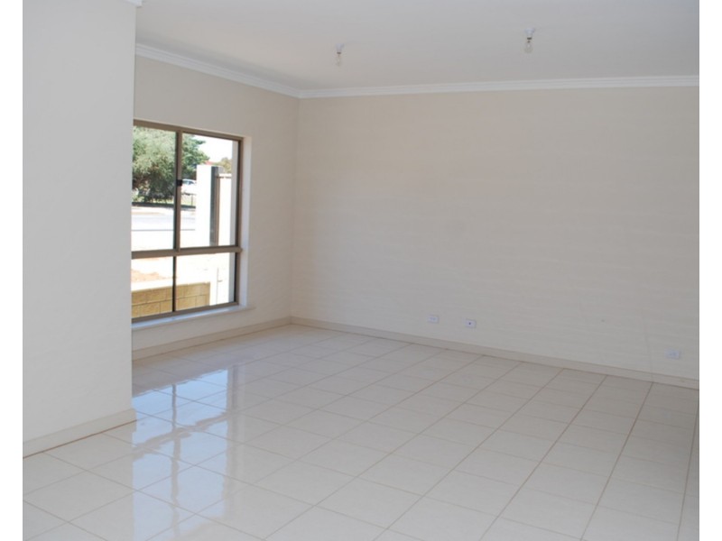 33A & 33B Taunton Parade, Christies Beach SA 5165