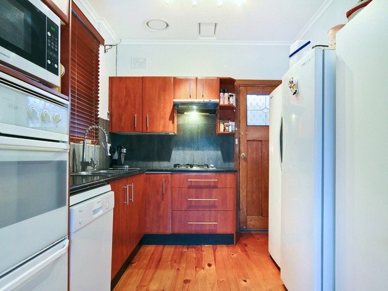 28 Ray Avenue, Morphett Vale SA 5162