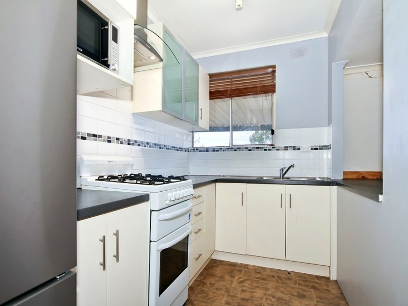 14 Valleyview Crescent, Hackham West SA 5163