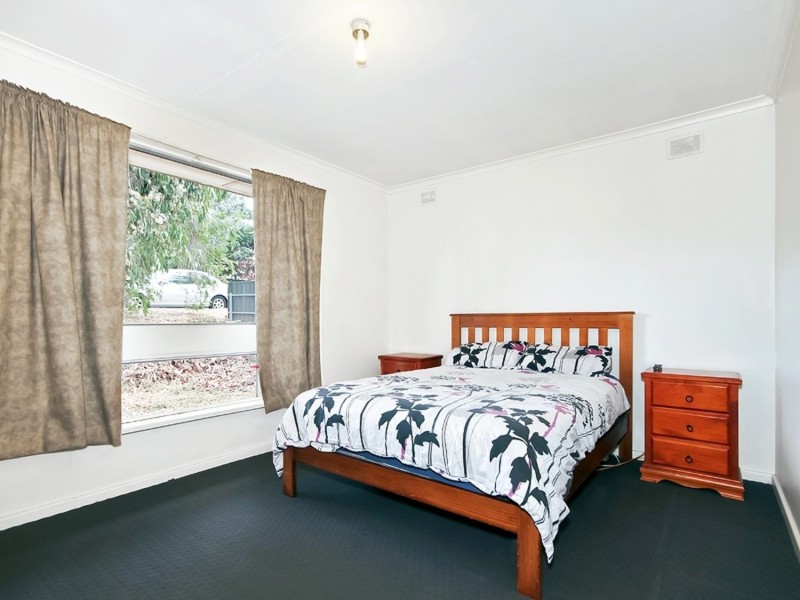 14 Valleyview Crescent, Hackham West SA 5163