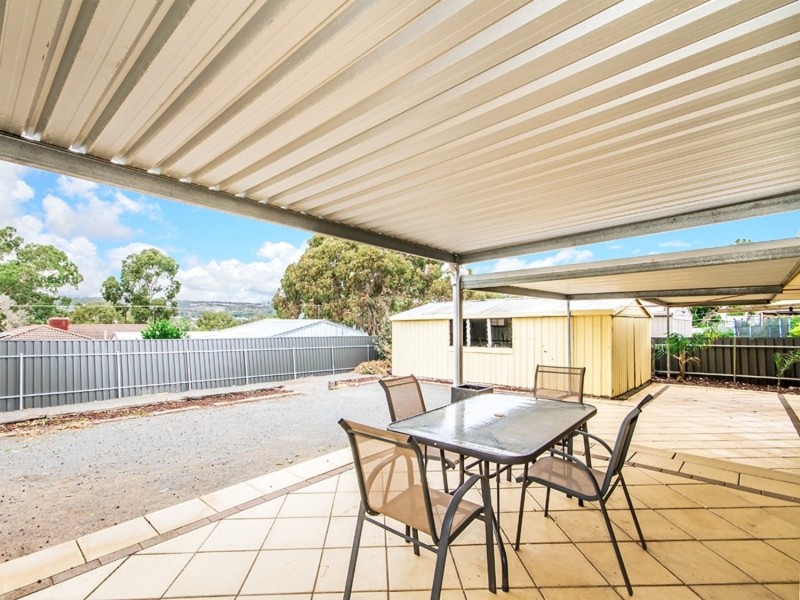 14 Valleyview Crescent, Hackham West SA 5163