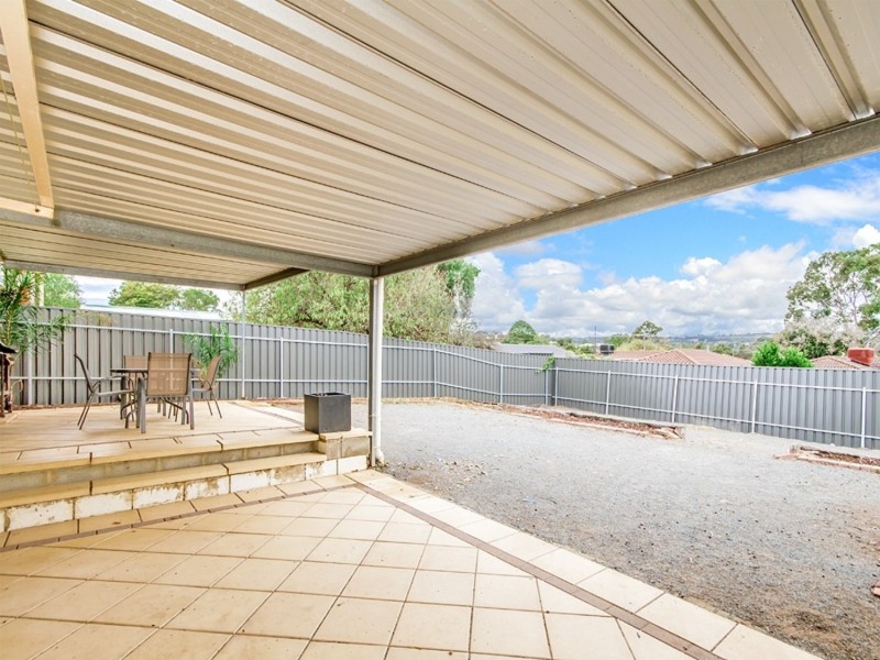 14 Valleyview Crescent, Hackham West SA 5163