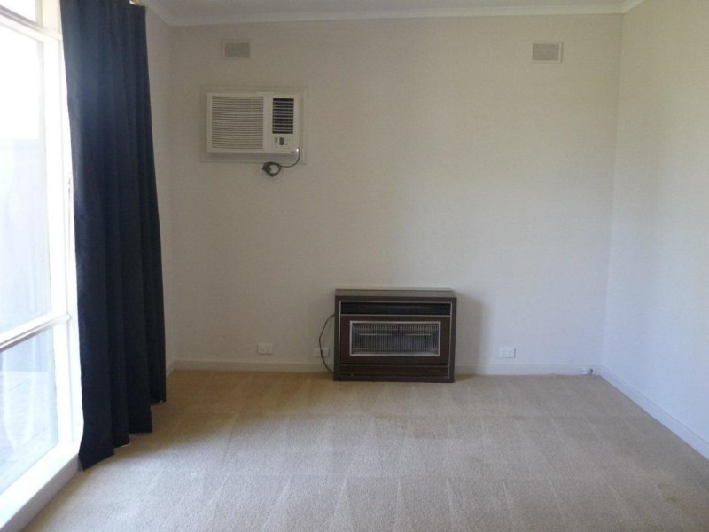 15 Saphire Road, Morphett Vale SA 5162