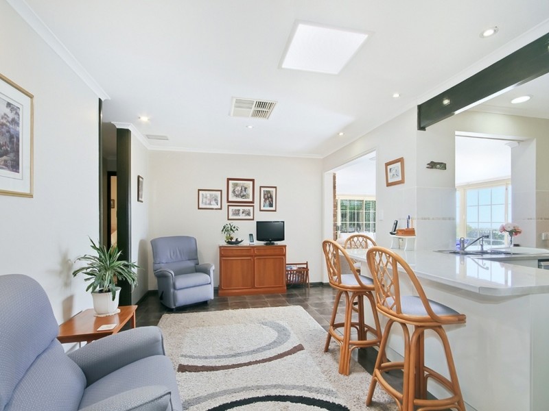 2 Admella Court, Hallett Cove SA 5158