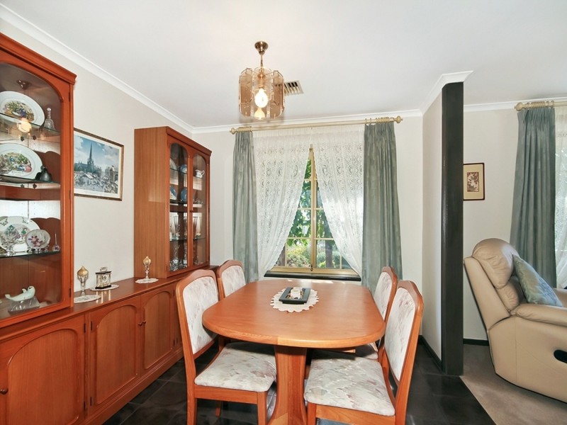 2 Admella Court, Hallett Cove SA 5158