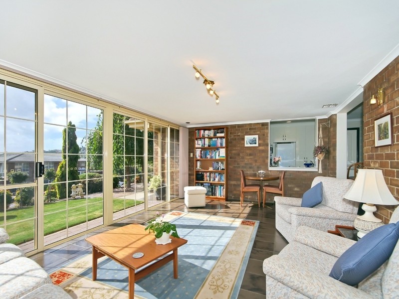 2 Admella Court, Hallett Cove SA 5158