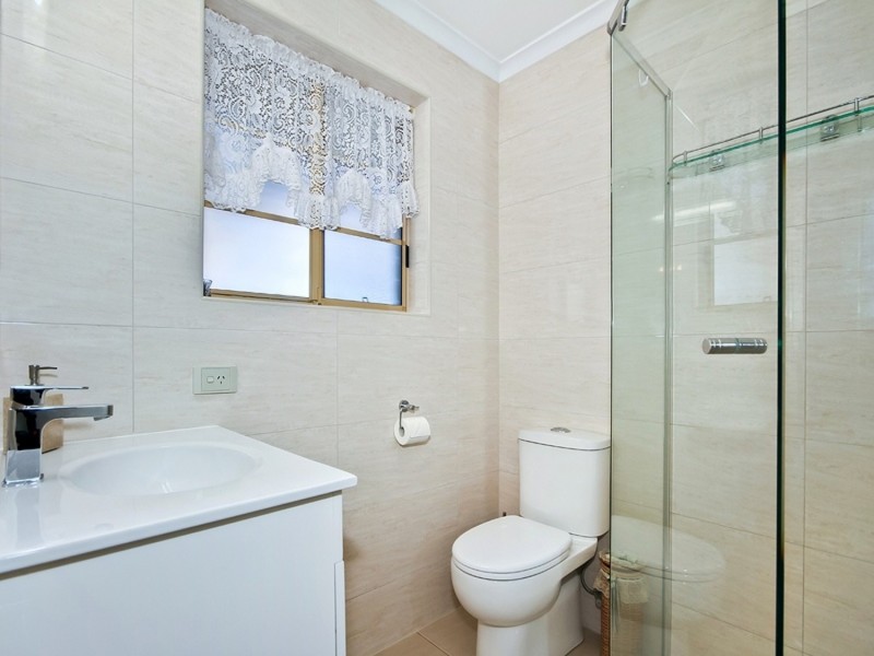 2 Admella Court, Hallett Cove SA 5158