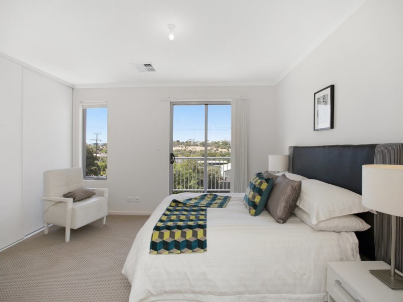 4/42 Sunningdale Drive, Christie Downs SA 5164