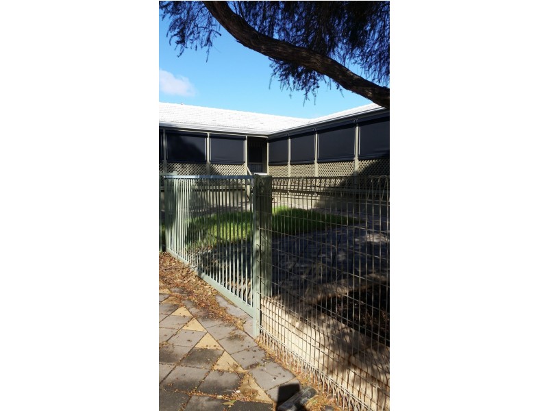 8 Taunton Parade, Christies Beach SA 5165