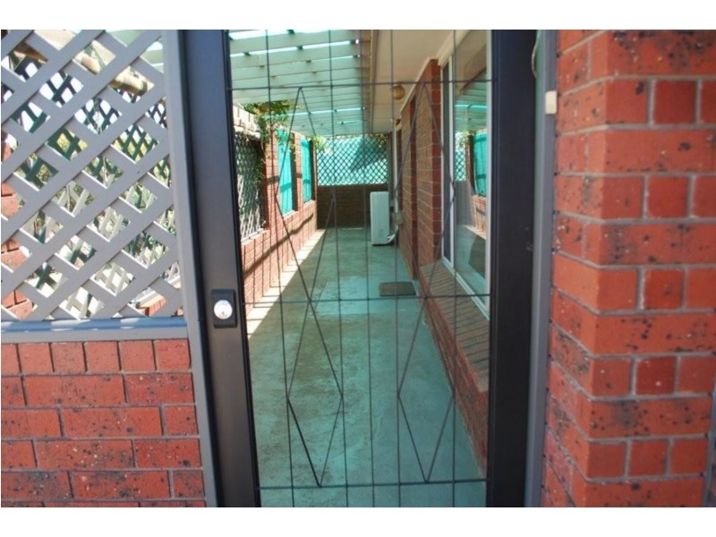 12 Lillian Street, Huntfield Heights SA 5163