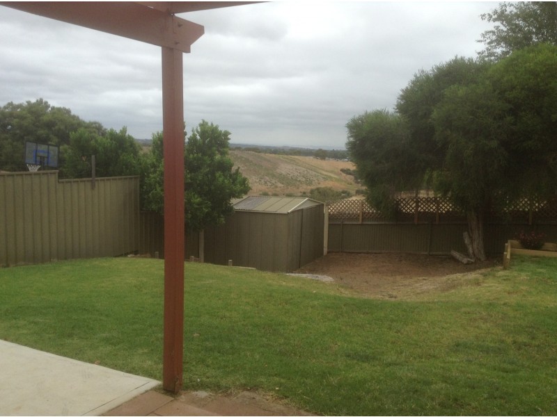 10 Lyons Circuit, Trott Park SA 5158
