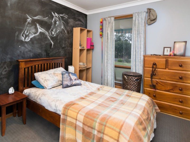 32 Kondopaninga Road, Meadows SA 5201