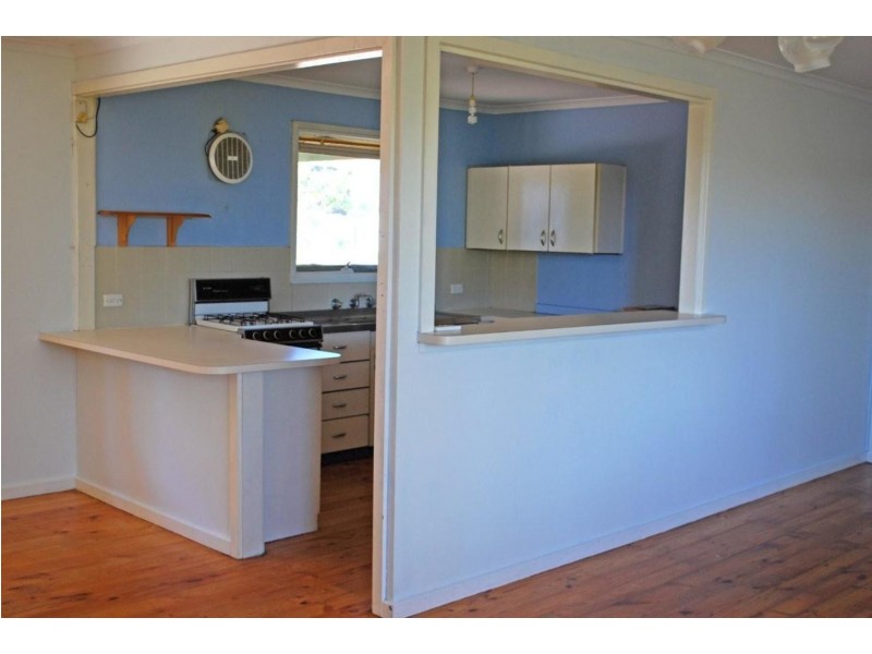 .6 Giles Court, Christie Downs SA 5164