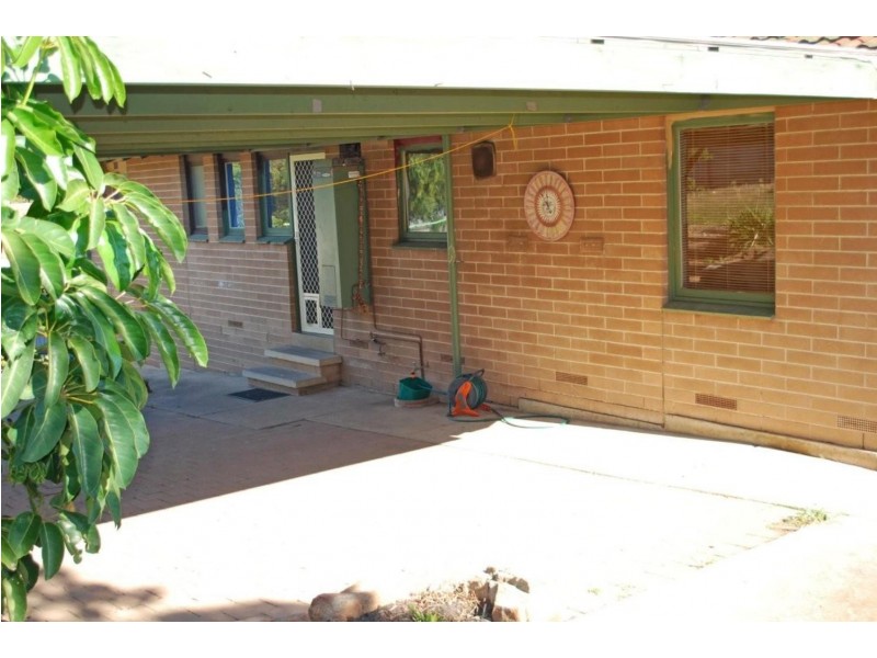 .6 Giles Court, Christie Downs SA 5164