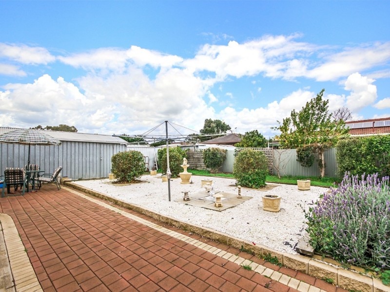 10 Hammond Avenue, Morphett Vale SA 5162