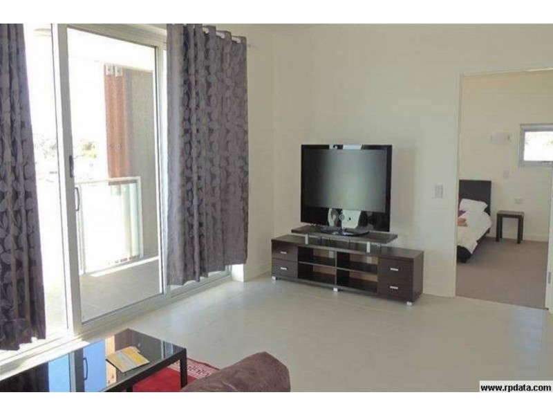 21/2 Ochre Place, Christie Downs SA 5164