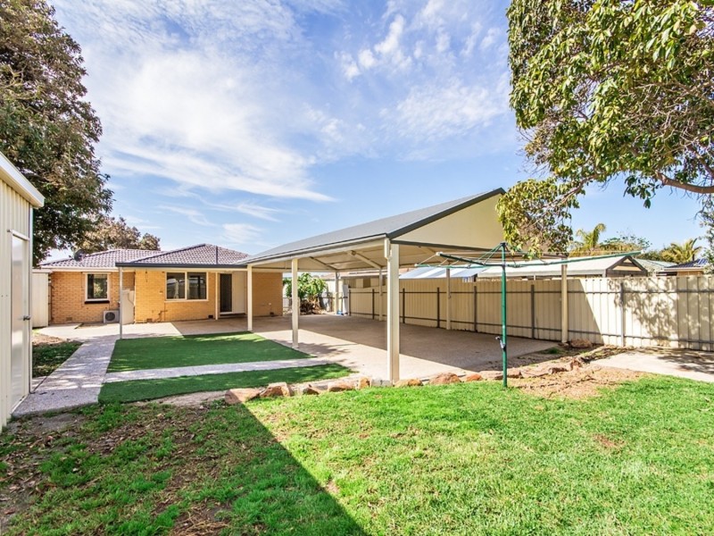 30 Gayundah Crescent, O’sullivan Beach SA 5166