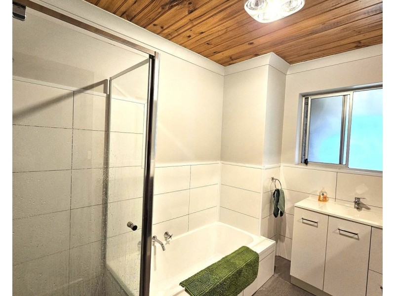 21 Radcliffe Grove, Christie Downs SA 5164