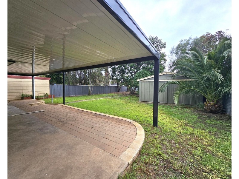 21 Radcliffe Grove, Christie Downs SA 5164