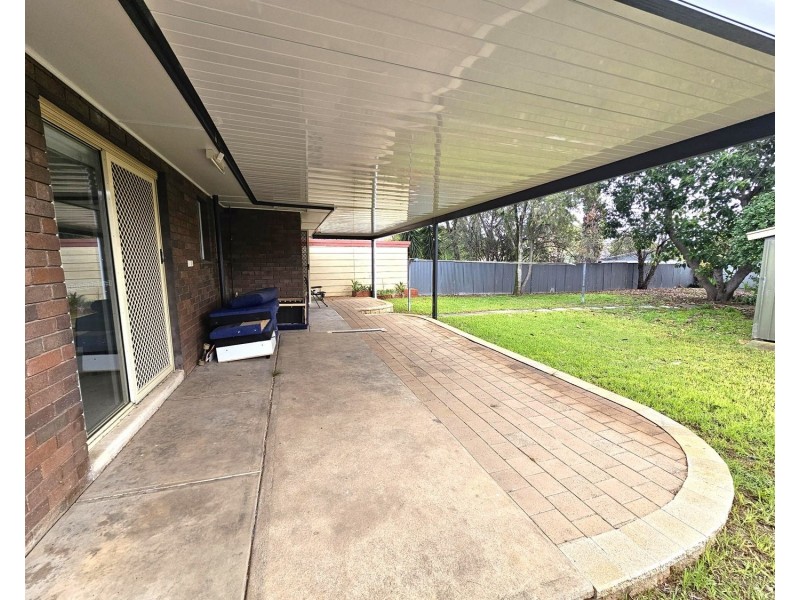 21 Radcliffe Grove, Christie Downs SA 5164