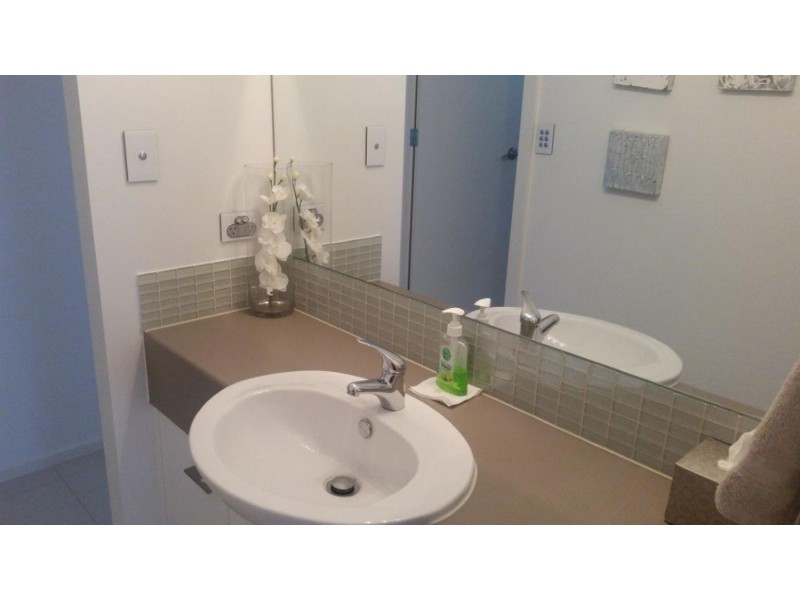 2 Deemster Avenue, Christies Beach SA 5165