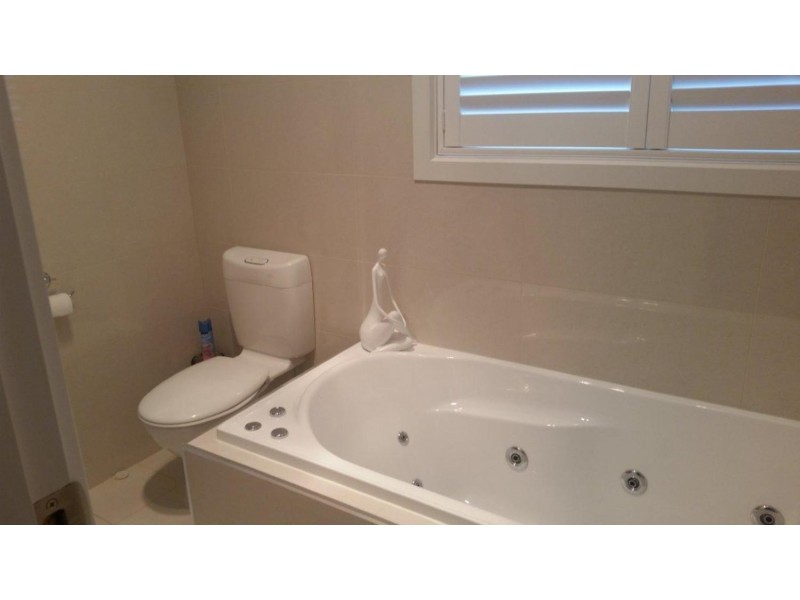 2 Deemster Avenue, Christies Beach SA 5165